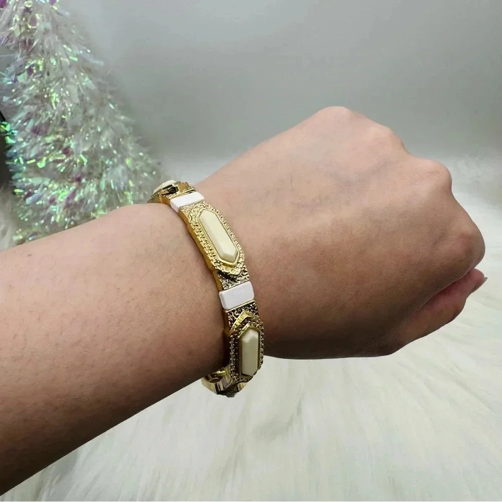 Fashion Statement Bracelet Cream White Gold
